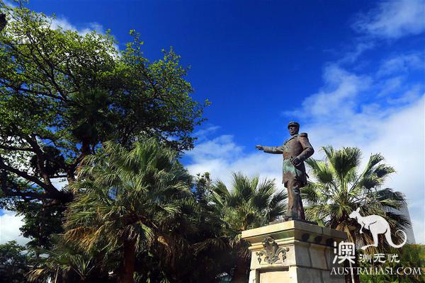 法属新喀里多尼亚,地球另一端的巴黎