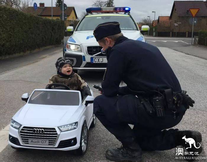 在澳洲开车被警察拦下了该怎么办