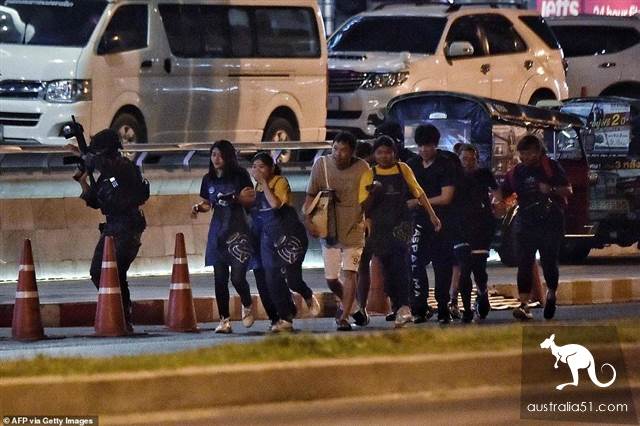 突发!泰国商场遭持枪扫射,21死,30伤