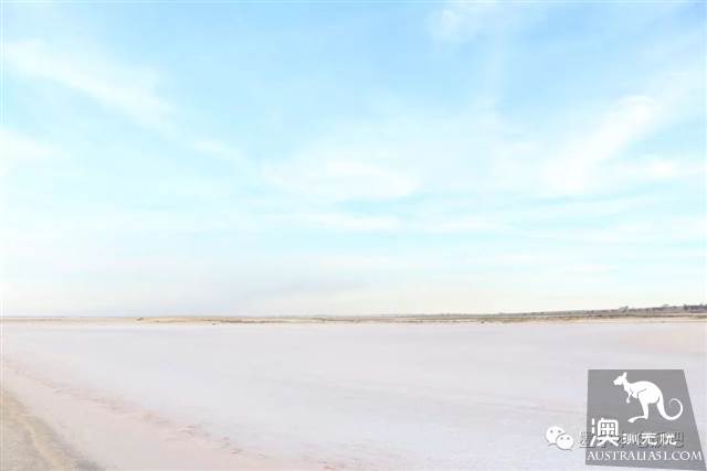 维州「天空之境」泰瑞尔湖干了,没了水居然美到上天