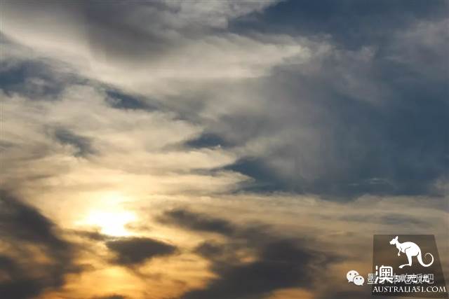 维州「天空之境」泰瑞尔湖干了,没了水居然美到上天