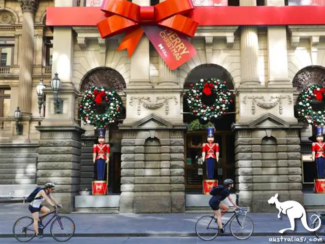 <a href='/city/Melbourne/' target='_blank'>墨尔本</a>街道上装扮着圣诞饰品