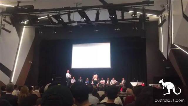 今天,上千华人聚集Sunnybank大游行!为治安发声,对于犯罪“我们受够了!”