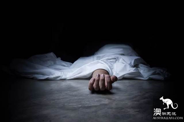 太恐怖！澳洲大妈挣扎2小时，最终惨死在医院！真相令人发指，这是在杀人啊...