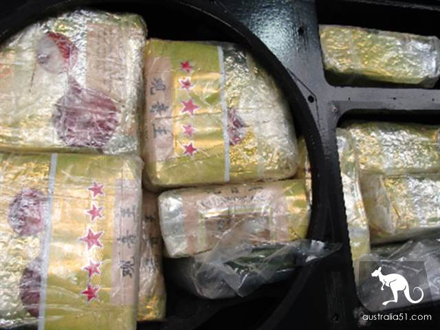 澳洲破获史上最大冰毒案，毒品外包印中文字