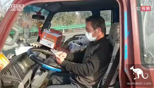 因为一张湖北牌照，他被迫在高速上游荡了7天