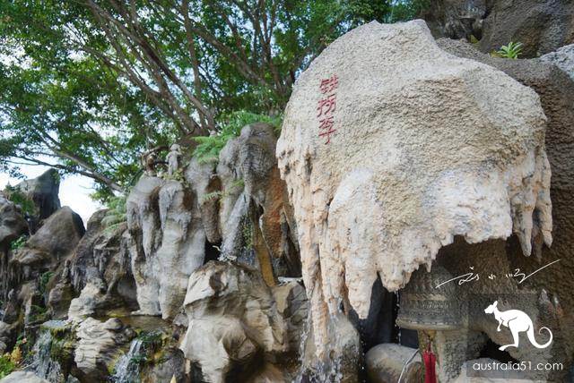 泰国寺庙最奇怪的景点,将八仙与忍者神龟混搭,中国游客都凌乱了