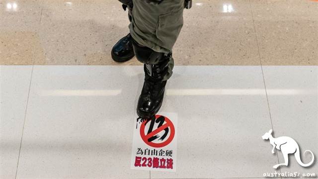 香港《国安法》:中国人大举动引发各方强烈反响