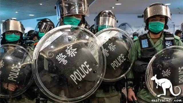 香港《国安法》:中国人大举动引发各方强烈反响
