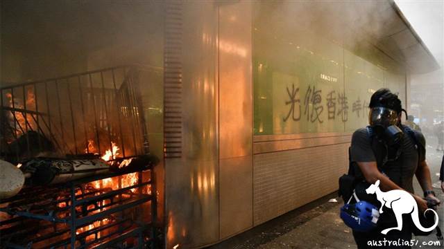 香港《国安法》:中国人大举动引发各方强烈反响