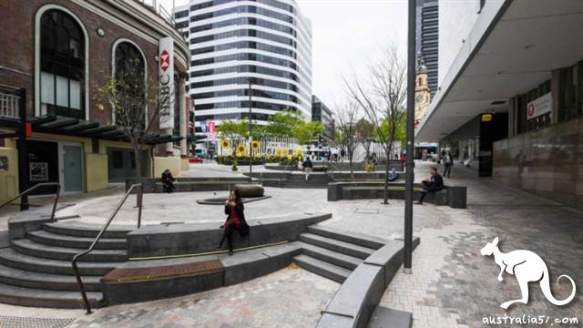 北<a href='/city/Sydney/' target='_blank'>悉尼</a>,午餐时间,街上人迹寥寥(<a href='/city/Sydney/' target='_blank'>悉尼</a>先驱晨报图)