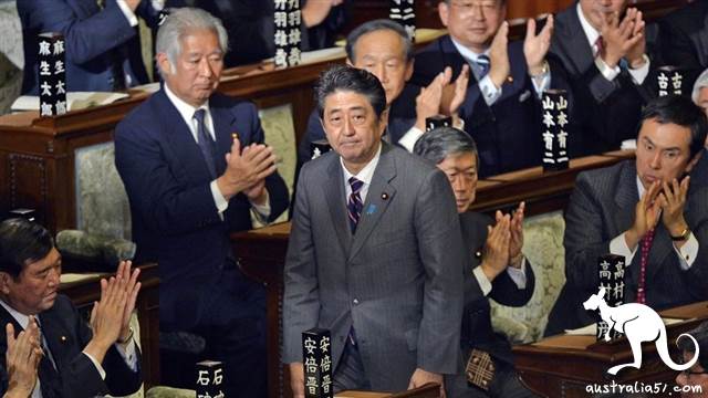 安倍宣布辞职