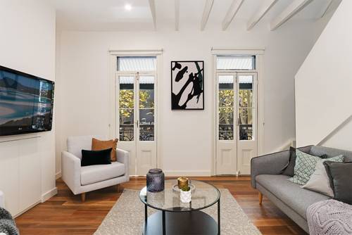 Pyrmont Self-Contained Two-Bedroom Apartment (2191HAR)