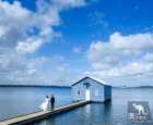 蓝色船屋（Blue Boat House）
