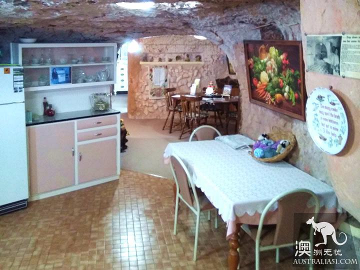 地下城市库伯佩迪(Coober Pedy)寻宝3日游