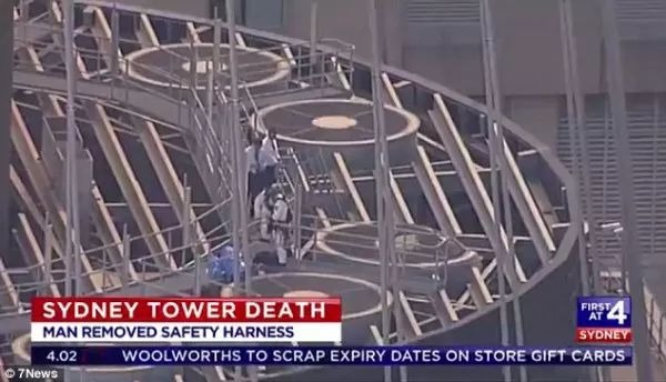 突发！今天下午一名女子从悉尼塔Skywalk旅游项目期间落下身亡
