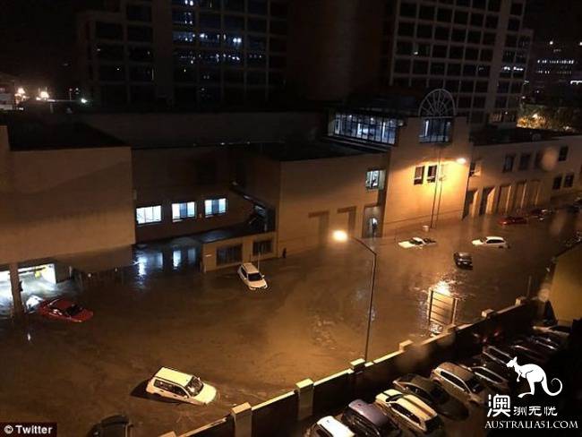 全城封锁!滔天洪水淹没霍巴特 下一个就是悉尼!