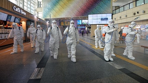 外媒“:“新天地教会”引起的疫情是一个最坏的事例