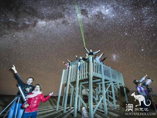 天空之境:维多利亚州的Lake Tyrrell