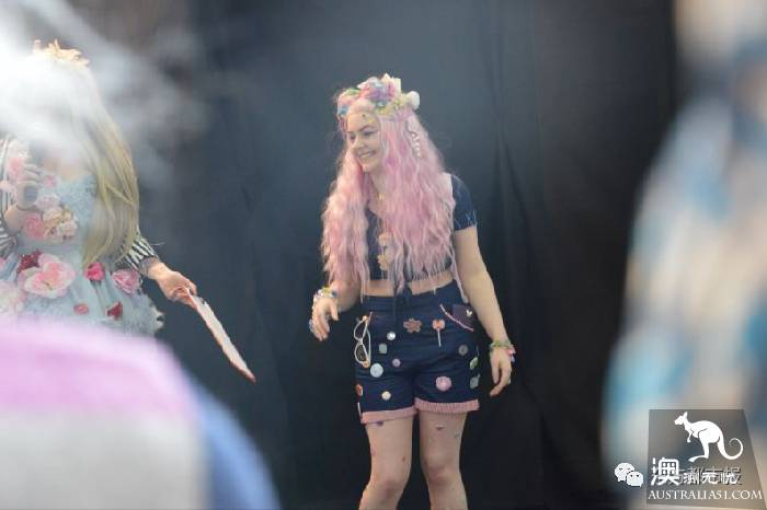 堪培拉Cosplay大赛开幕,超级英雄、电玩角色、梦中女郎...现场带你逐一点击!