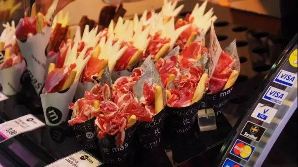 全球八大最具特色的市场，墨尔本维妈市场榜上有名，去过五个才算是旅行达人~