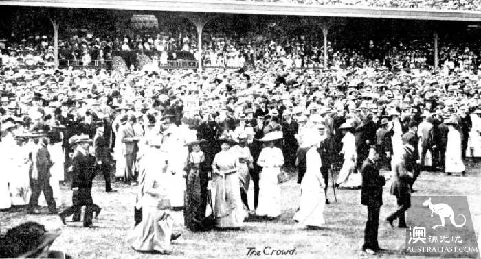 不去看赛马怎能算在墨尔本待过?2018 Melbourne Cup 最强攻略在此